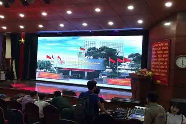 màn hình quảng cáo led 2