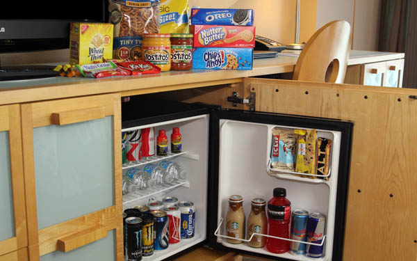 Minibar Primo những lưu ý khi sử dụng minibar khách sạn