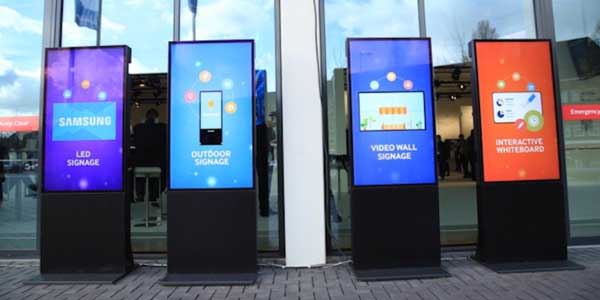 Màn hình lcd đứng, màn hình quảng cáo cho thuê