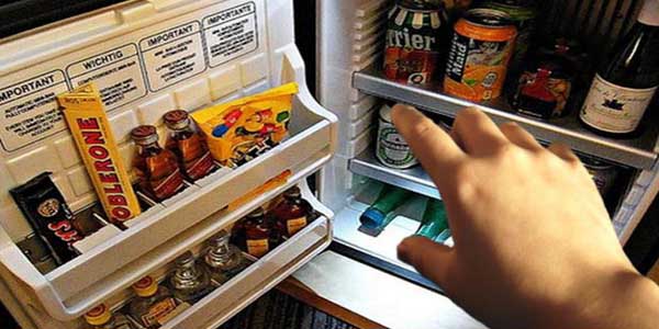 Minibar - Chiếc tủ thần kỳ tạo nên cơn sốt trong ngành du lịch - khách sạn